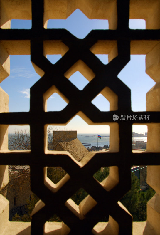 阿塞拜疆，巴库:从Shirvan Shah的宫殿俯瞰